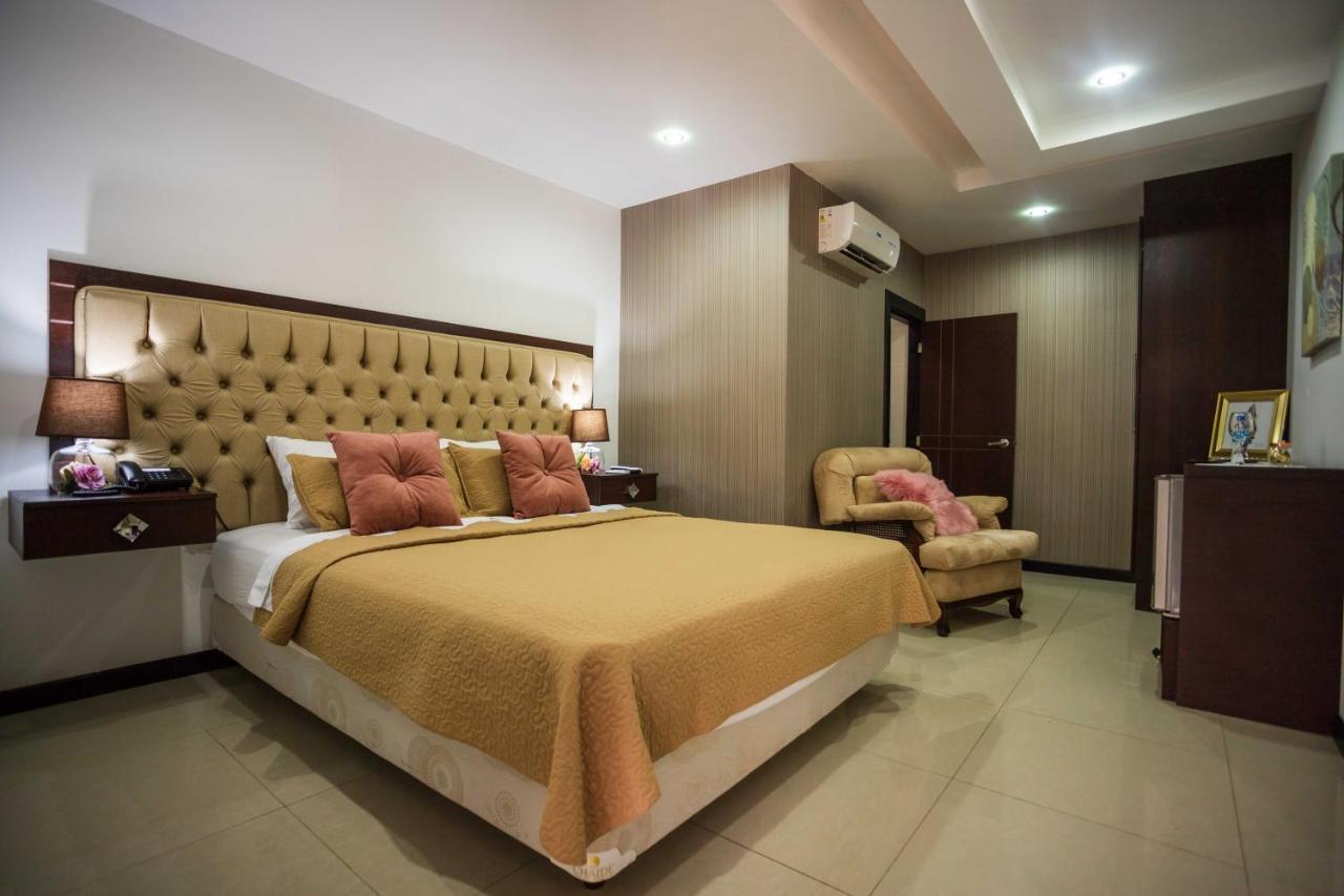 Casa Lolita Hotel-Boutique Портовиехо Екстериор снимка